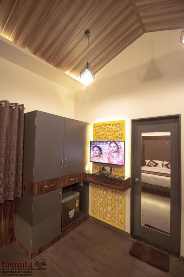Onella Regency Hotel Panchgani Bagian luar foto