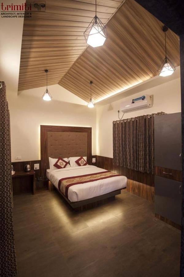 Onella Regency Hotel Panchgani Bagian luar foto