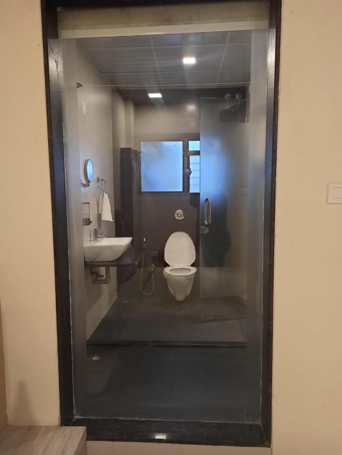 Onella Regency Hotel Panchgani Bagian luar foto