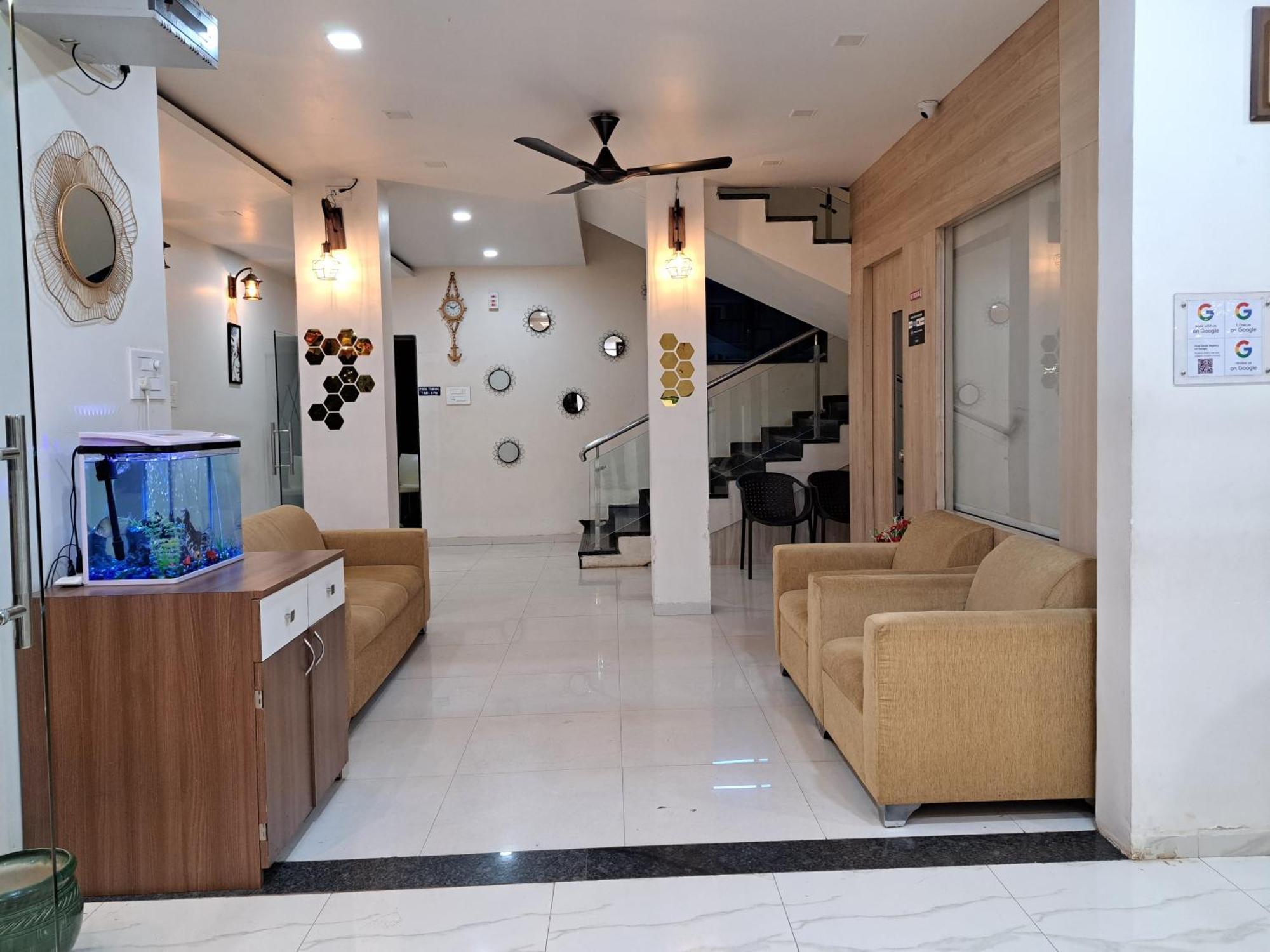Onella Regency Hotel Panchgani Bagian luar foto
